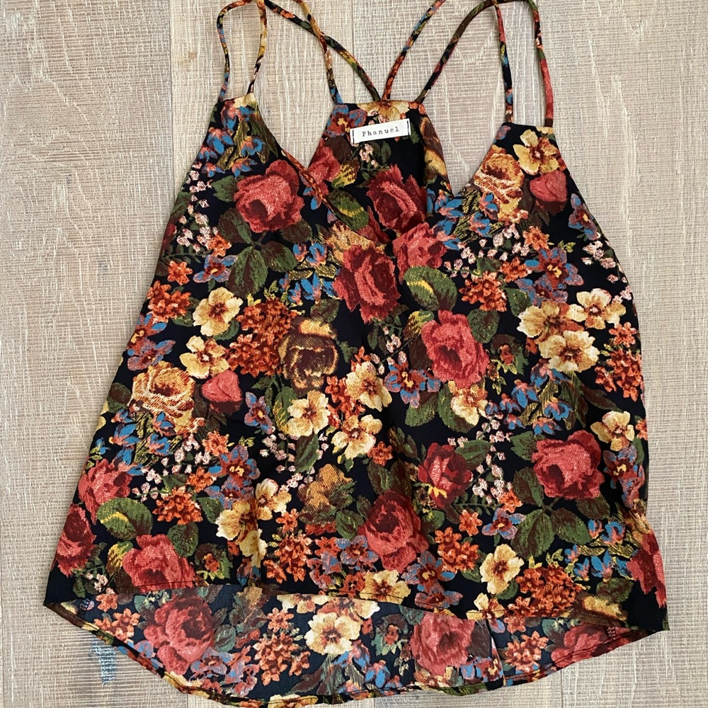 🌺 Urban Outfitters Phanuel Floral Top